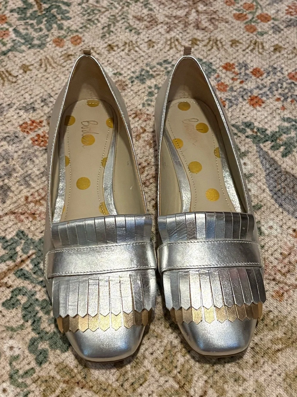 Boden Sophie fringed metallic leather loafers. Size 38